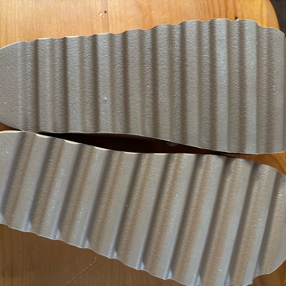 Reef Kaia Tan Platform Slide Sandal size 6 NWOB - Picture 8 of 8